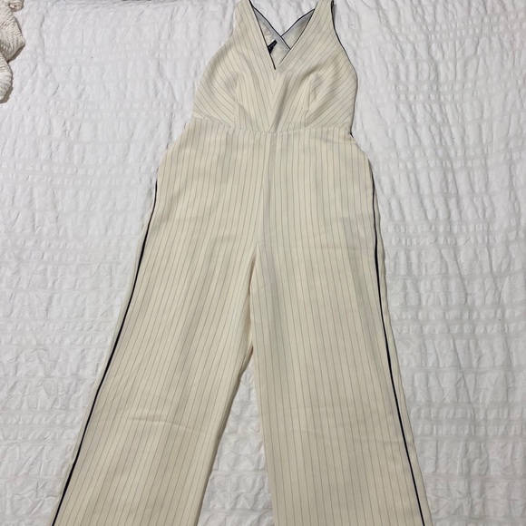 TOPSHOP cream & black pinstriped jumpsuit - Picture 3 of 5